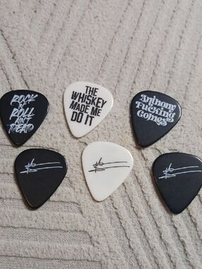 6 Anthony Gones Assorted Guitar Picks – Black & White Printed Set